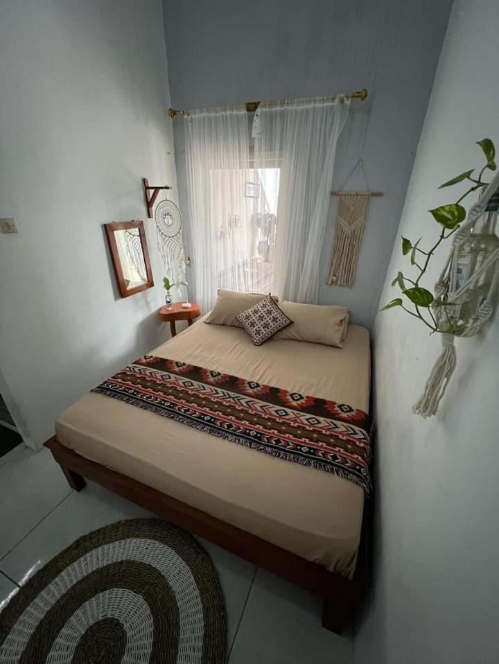 Loyal Friend Hostel Karimunjawa Eksteriør bilde